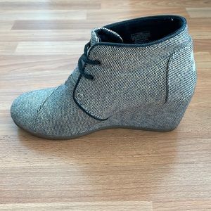 TOMS Wedge Bootie
